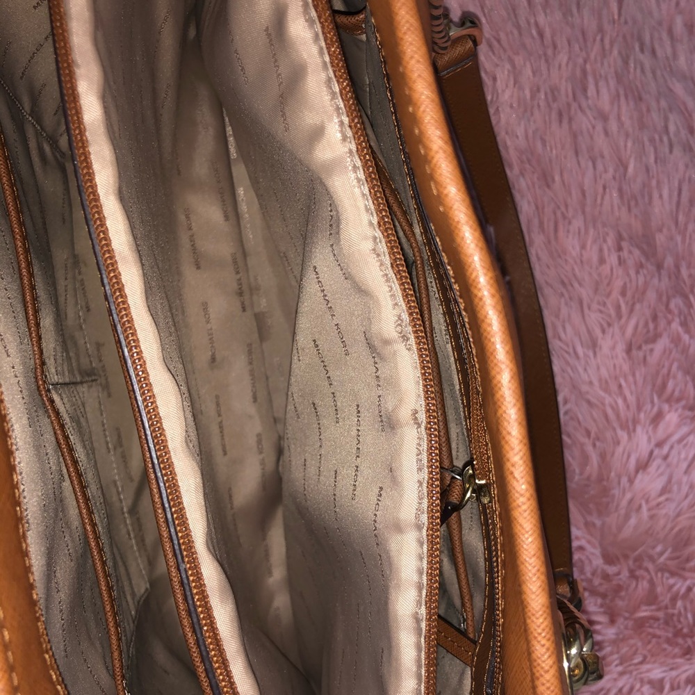 Micheal Kors - Picture 4 of 4